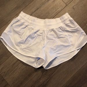 White size 6 Lululemon shorts